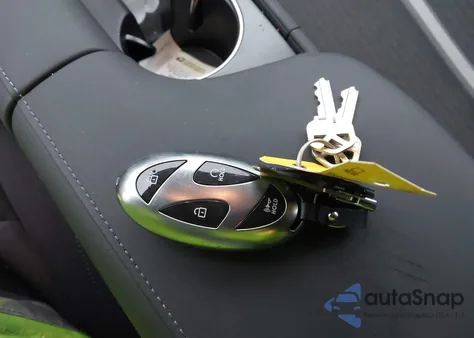 2025 Hyundai Sonata Sel z USA, uszkodzony, nr VIN KMHL64JA5SA442503